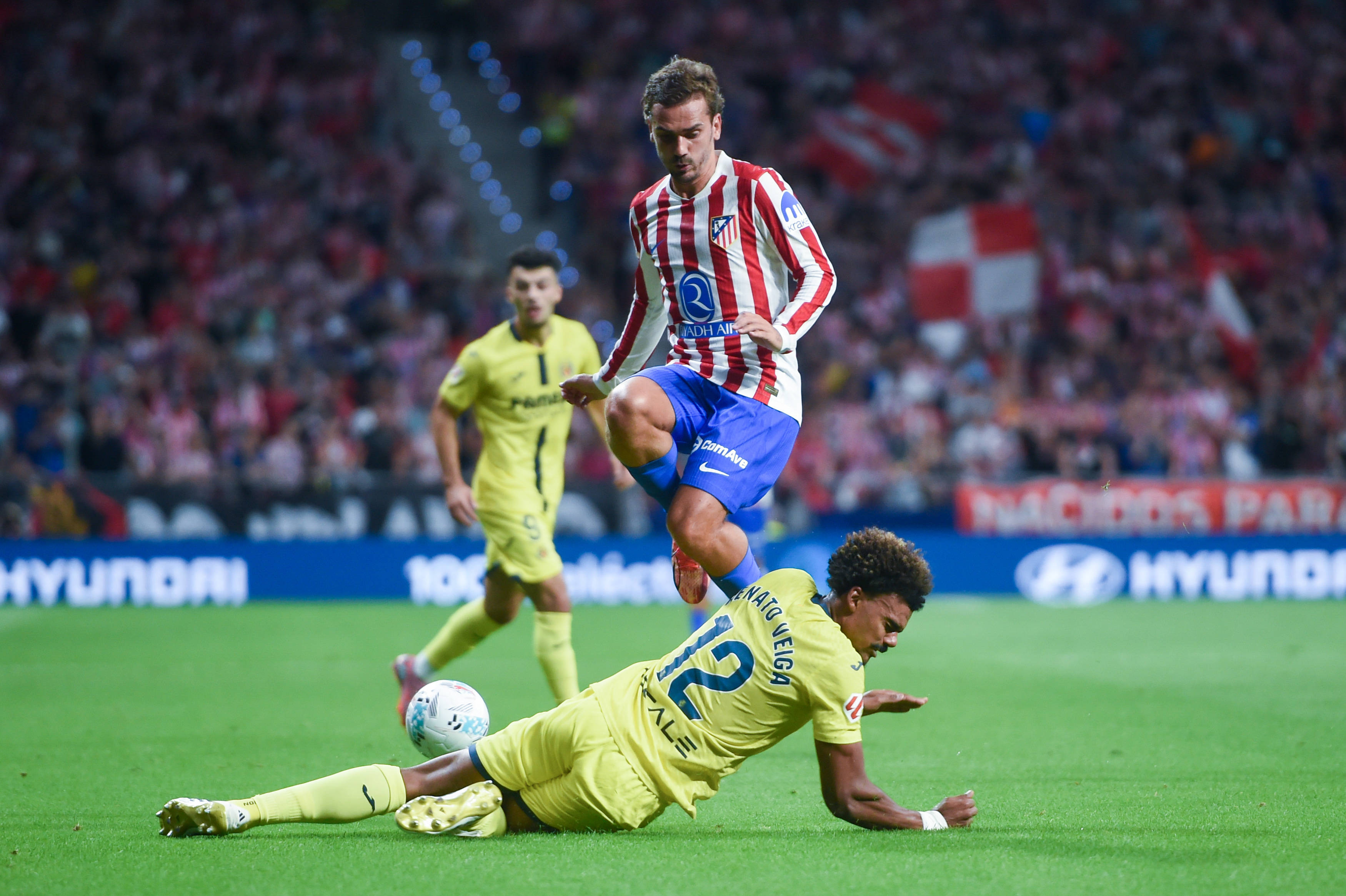 比利亚雷亚尔球员加布里埃尔受到伤病困扰 比利亚雷亚尔球员加布里埃尔受到伤病困扰