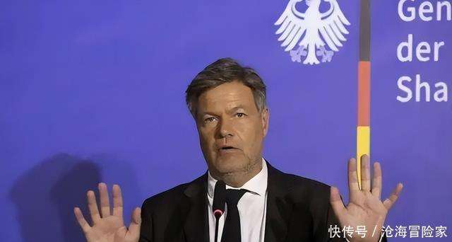 德国主帅高度评价球迷支持!呼吁全队团结一心的简单介绍 德国主帅高度评价球迷支持!呼吁全队团结一心的简单介绍