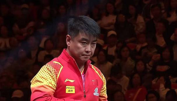 关键时刻某队展现出强大实力获得胜利