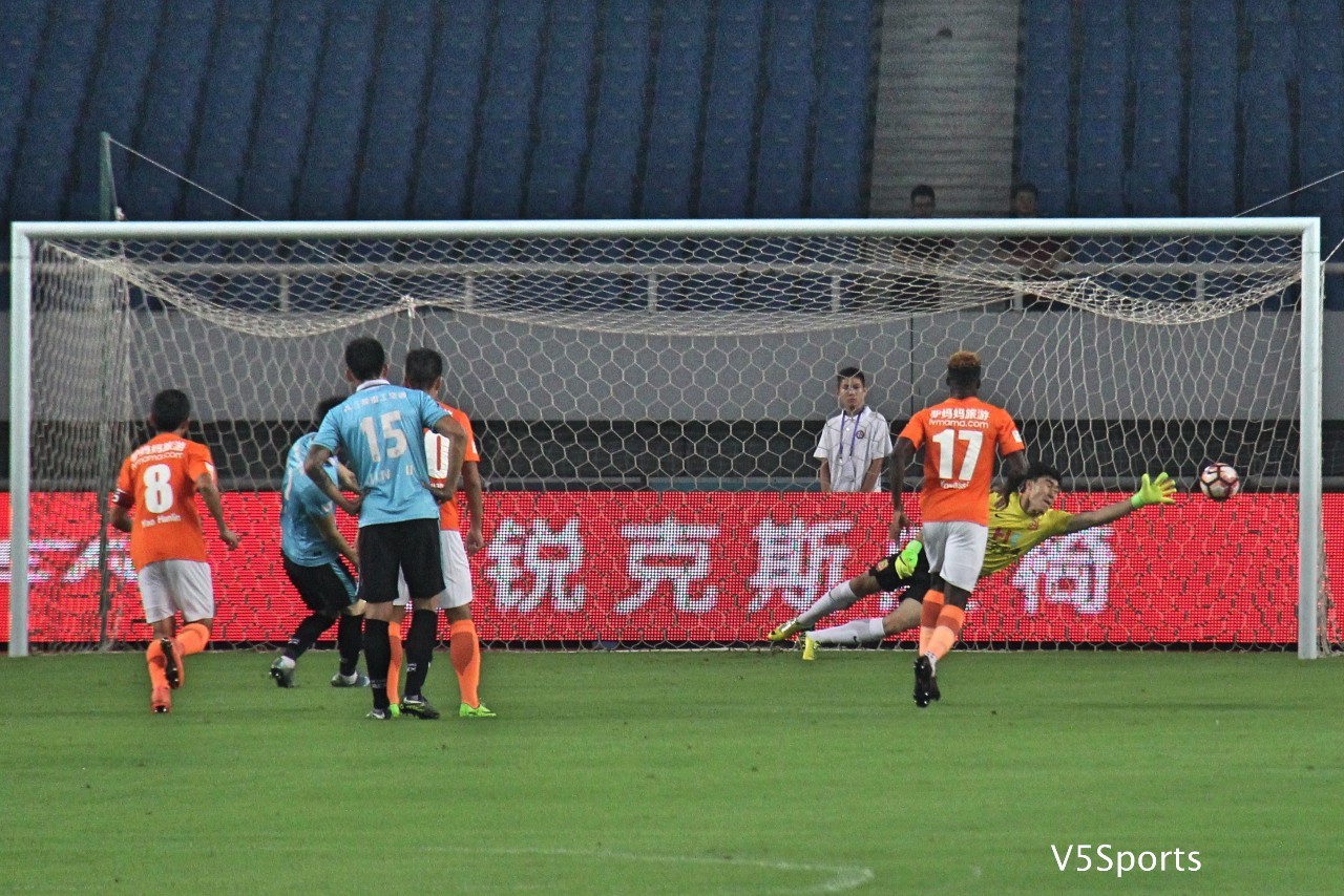 关于武汉卓尔客场战平青岛中能，保持不败纪录的信息