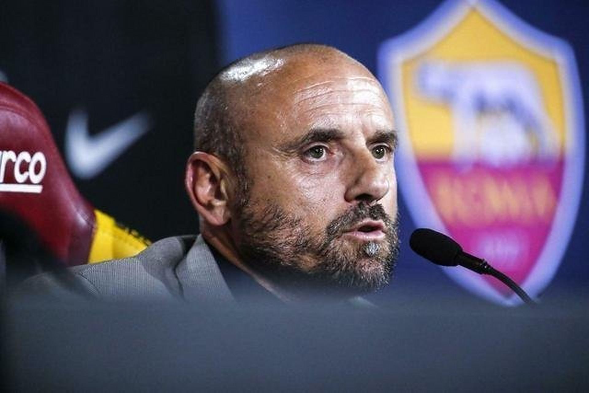 包含萨索洛神奇反超，完美复仇绝杀米兰的词条