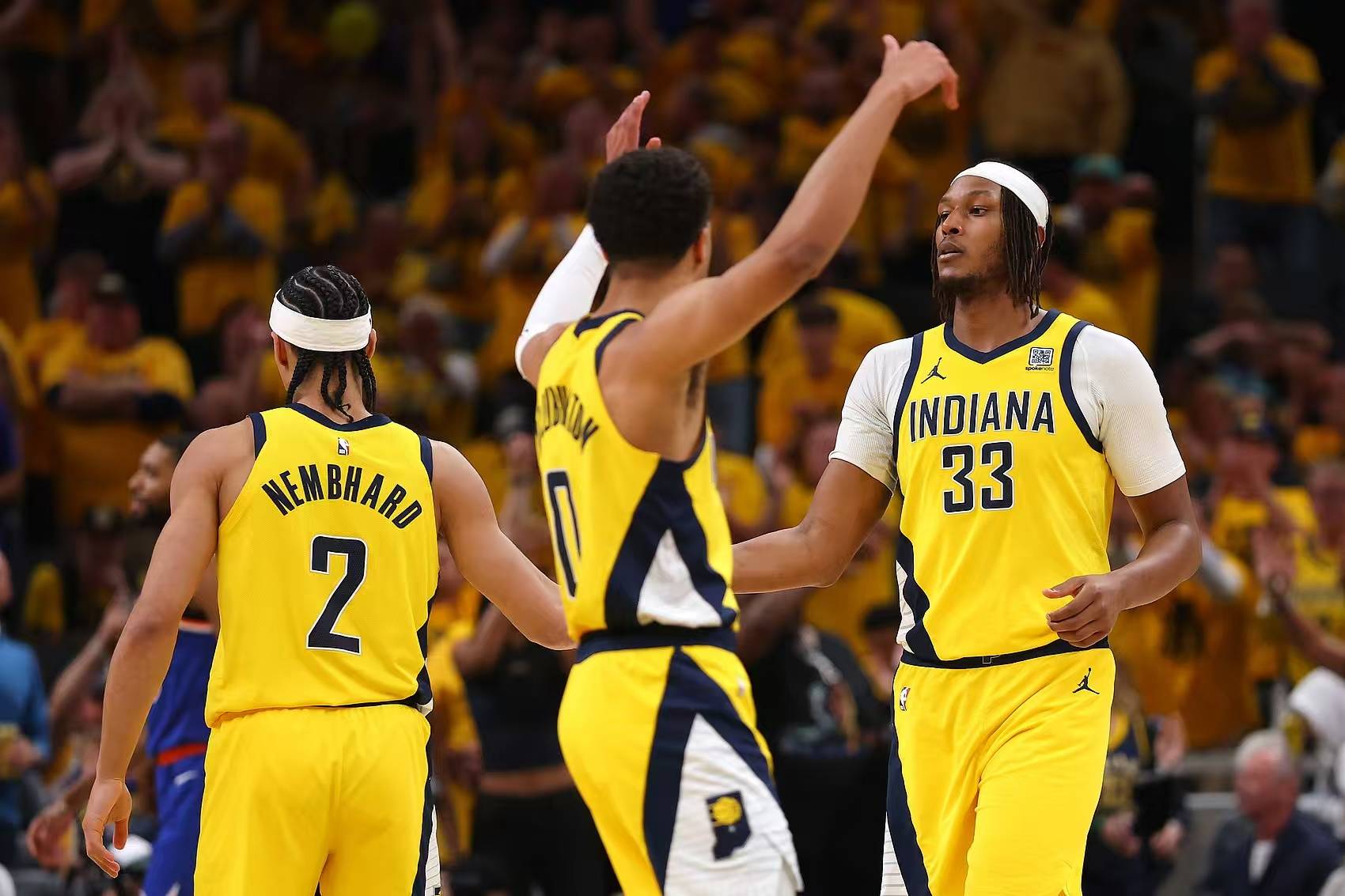 步行者逆转爵士取得比赛