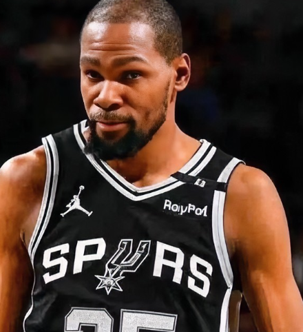 篮网力克马刺，杜兰特全场发挥稳健