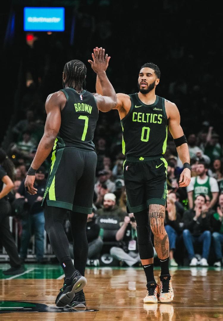 凯尔特人大胜凯尔特人，塔图姆砍下33分