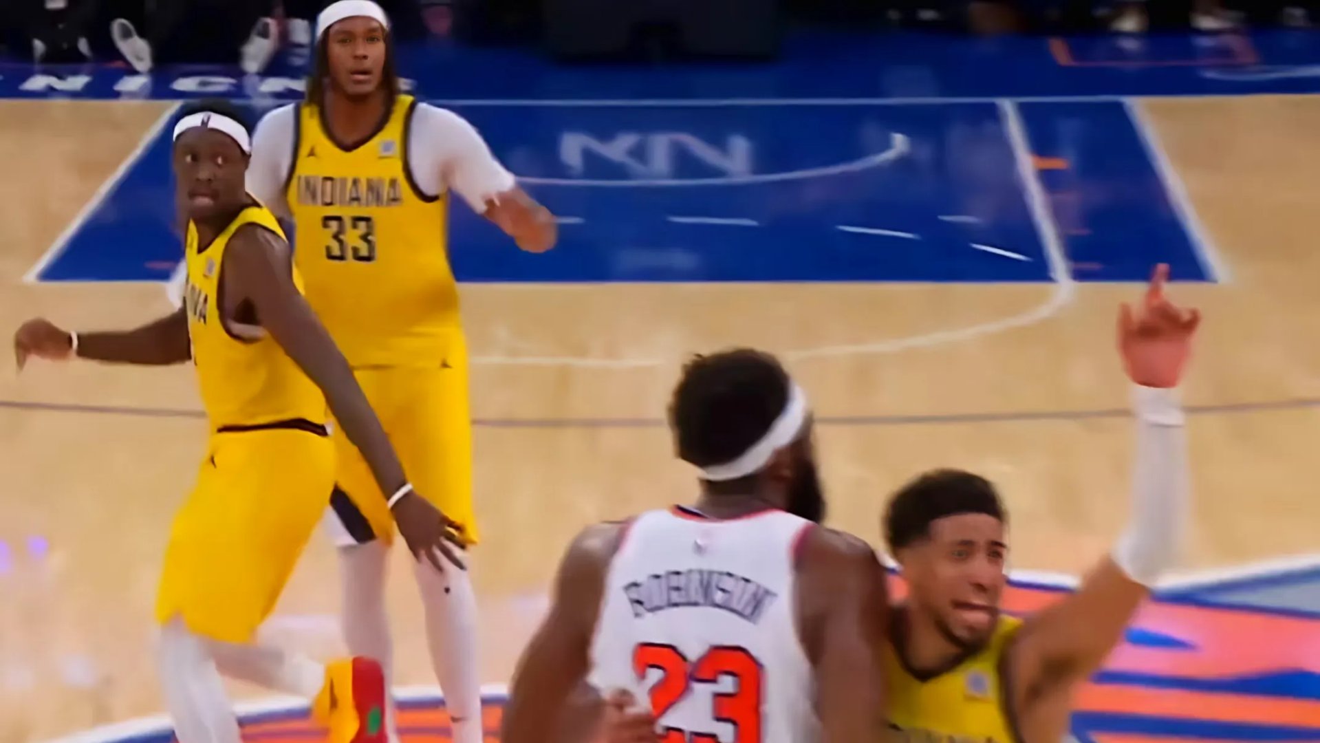 步行者惨败凯尔特人，遭遇尴尬