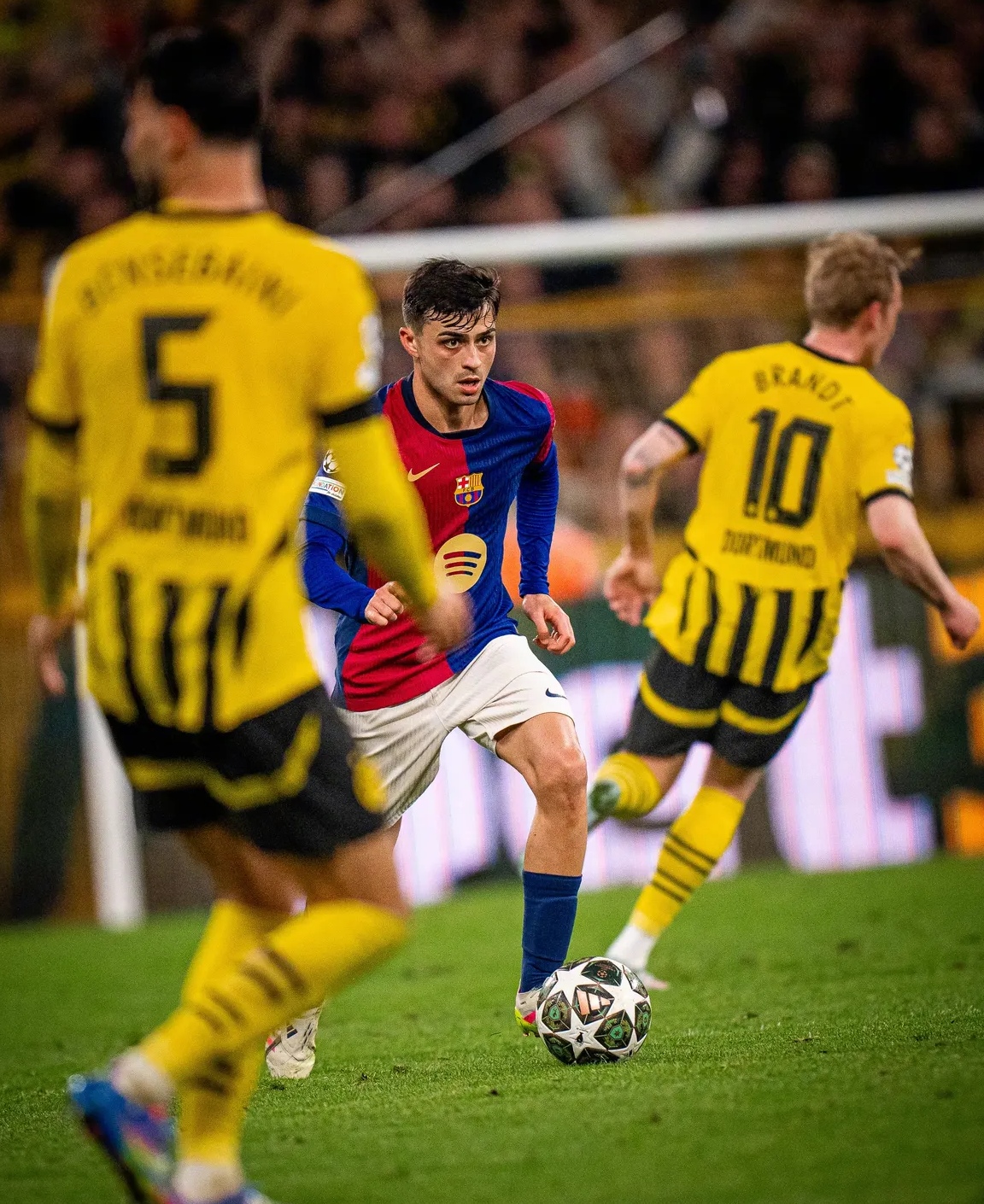 关于巴塞罗那客场逆转，继续追赶积分榜的信息